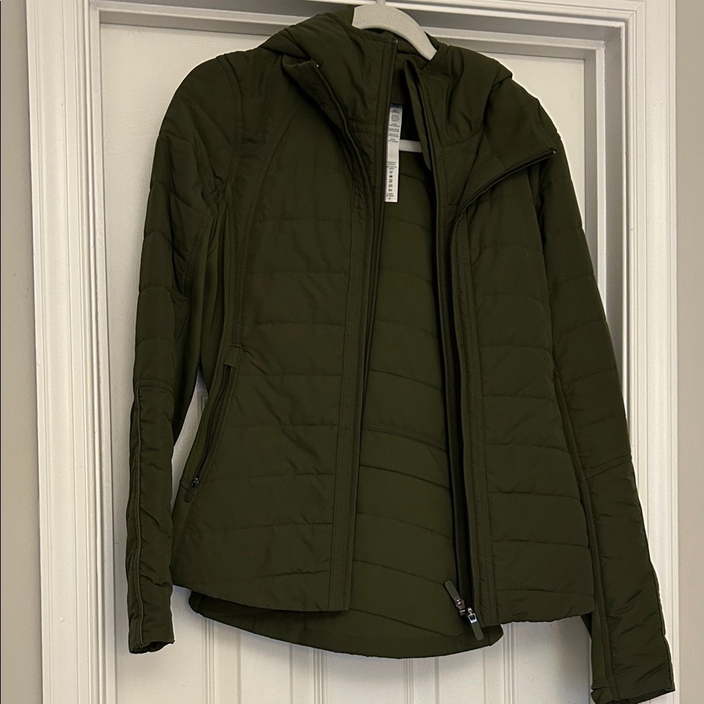 Lululemon ‘another mile’ jacket size 8